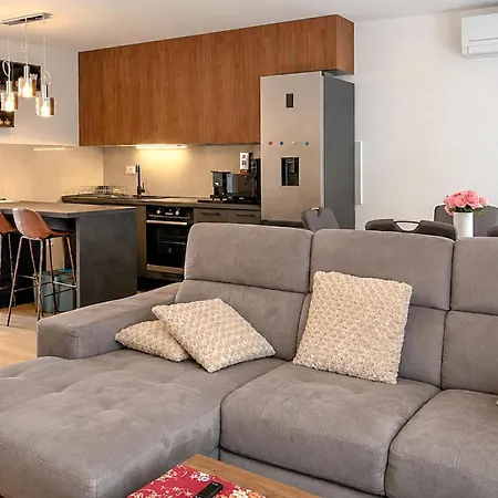 3 Bedroom Gorgeous In *